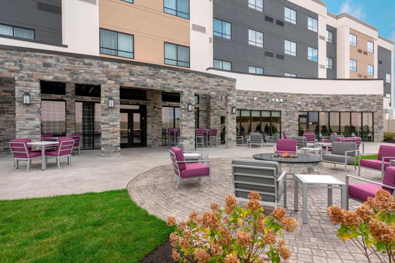 Courtyard By Marriott Cleveland Elyria Hotel Exterior photo